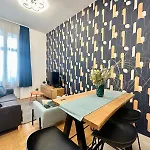 Gatsby Design Apartment By Chivi In Gozsdu #Freeparking