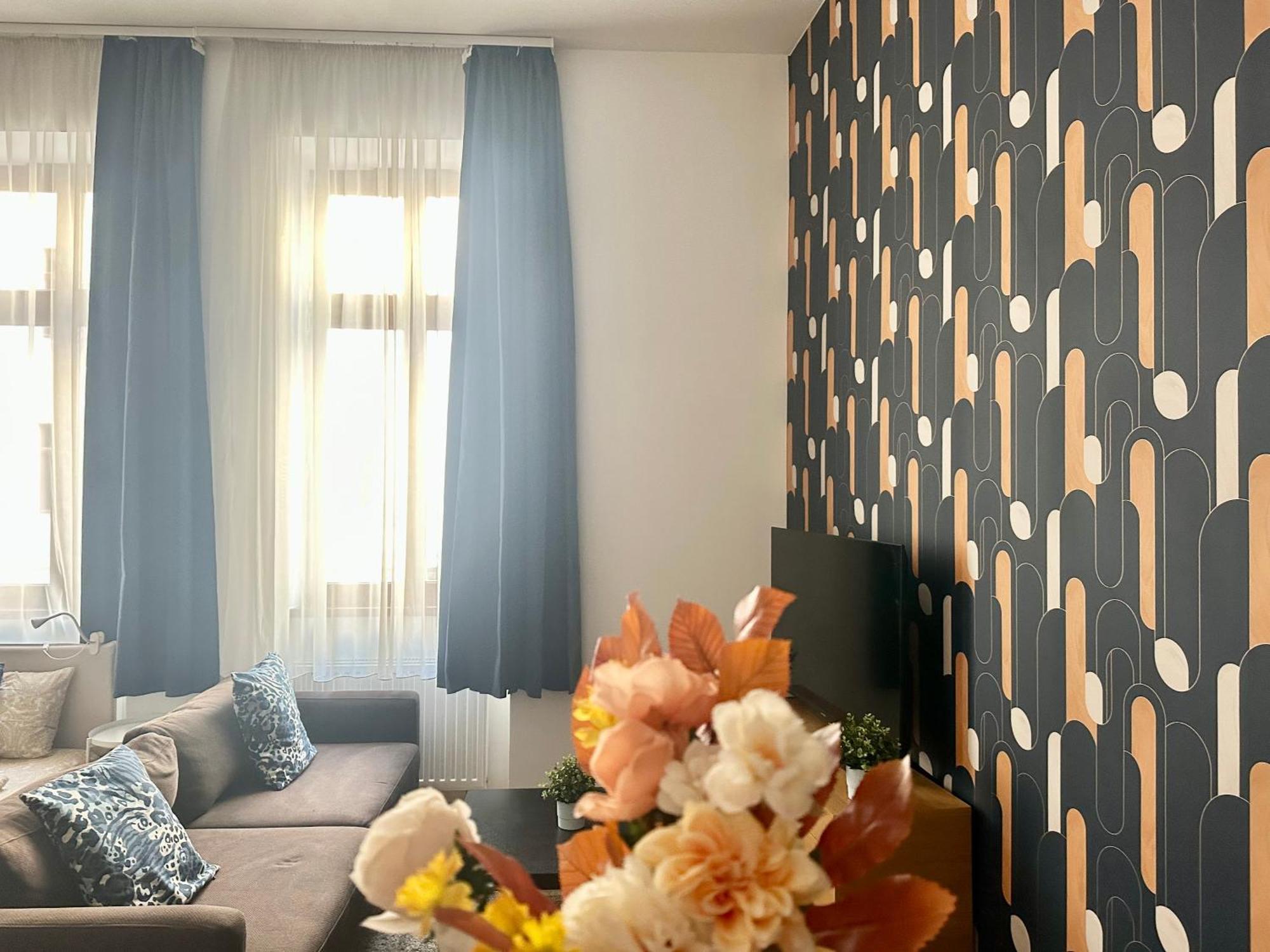 Gatsby Design Apartment By Chivi In Gozsdu #Freeparking Apartment