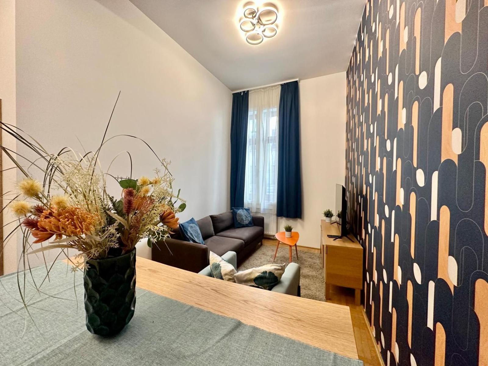 Apartment Gatsby Design Apartment By Chivi In Gozsdu #Freeparking