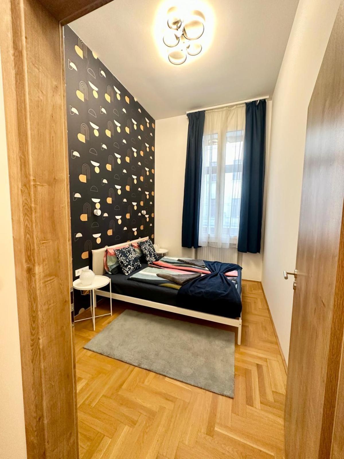 Aurum Maison Downtown D16 #freeparking Apartament Budapesta